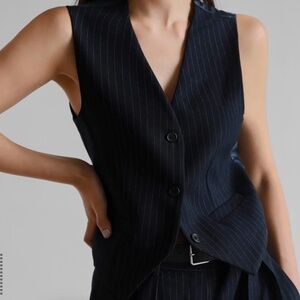 THE FRANKIE SHOP TANSY TAILORED VEST